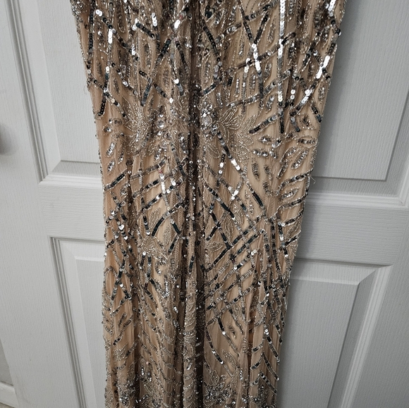 MAC DUGGAL EMBELLISHED FRINGE CAP SLEEVE TRUMPET GOWN PLATINUM PINK 12 NWT - Picture 13 of 16